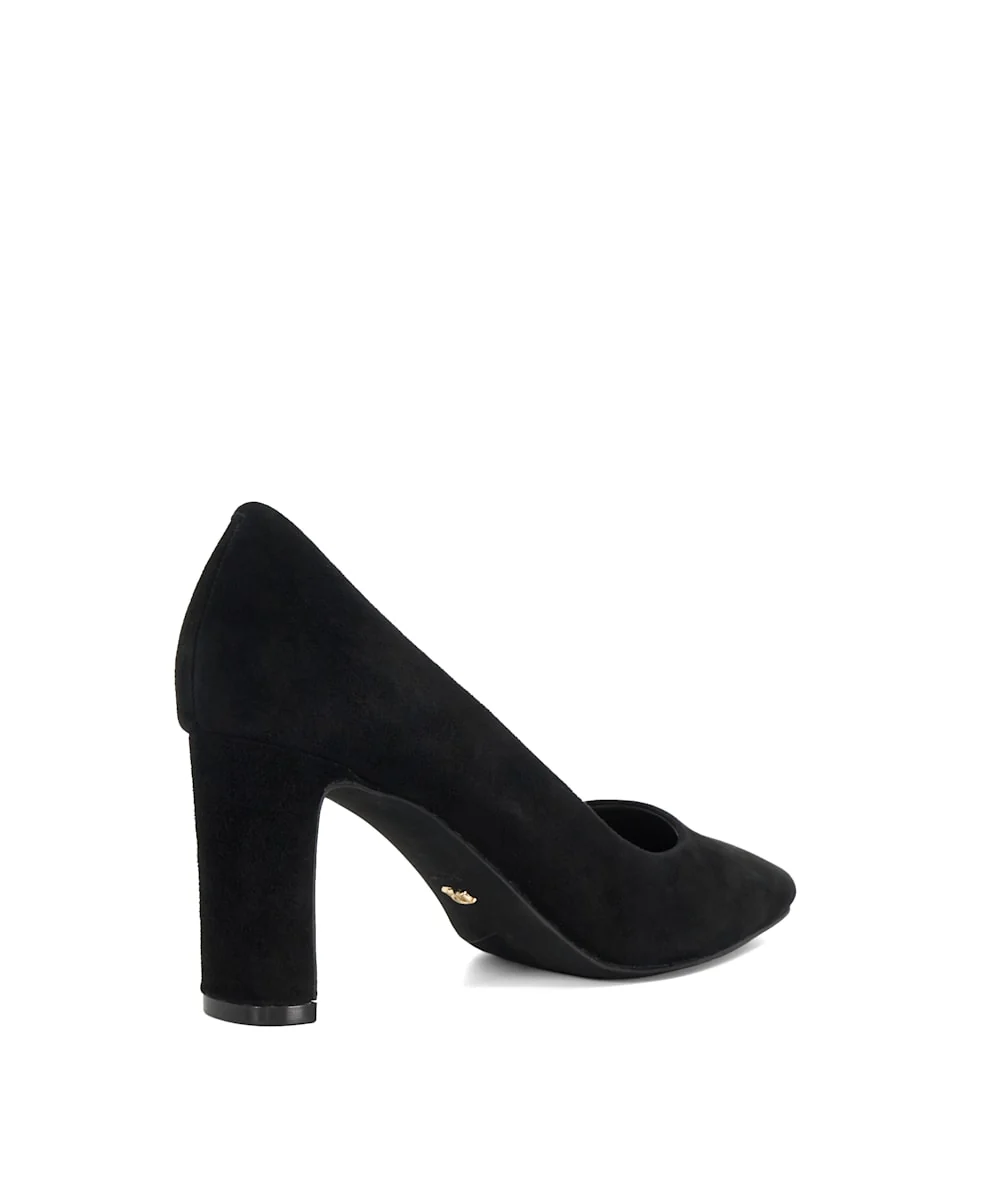 Arriving - Black - Image 5