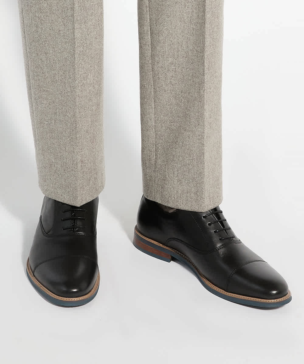 Stanlakes - Black - Image 2